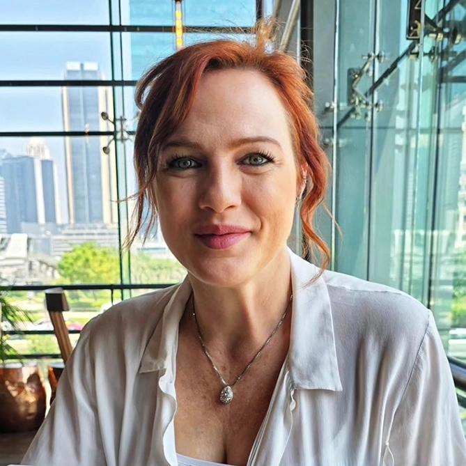 Influencer - Adriana Kneissl